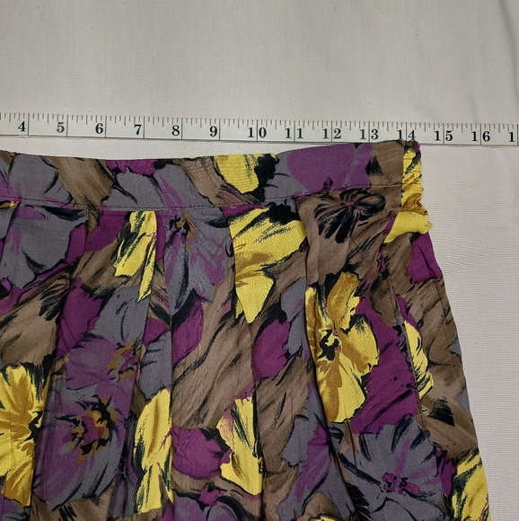 Tochi Vintage Floral Rayon Skirt Blouse Set, Large - Picture 7 of 16